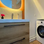 ô La Belle Vue, For 4 People Apartamento *