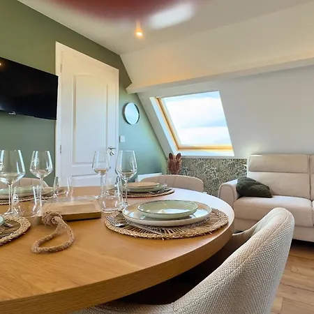 Apartment O La Belle Vue, For 4 People Le Portel